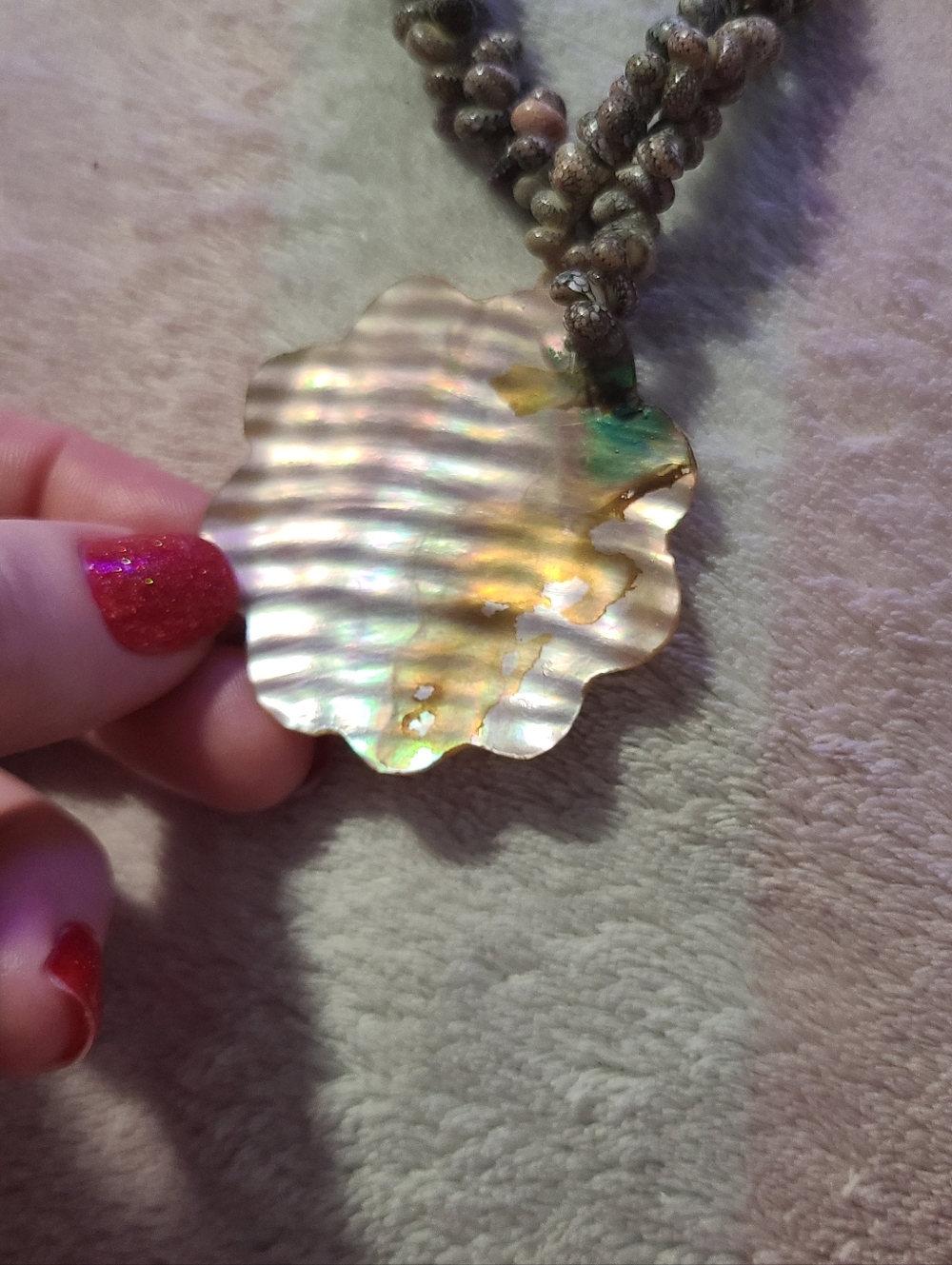 Chunky Shell Statement Necklace - Picture 3 of 9